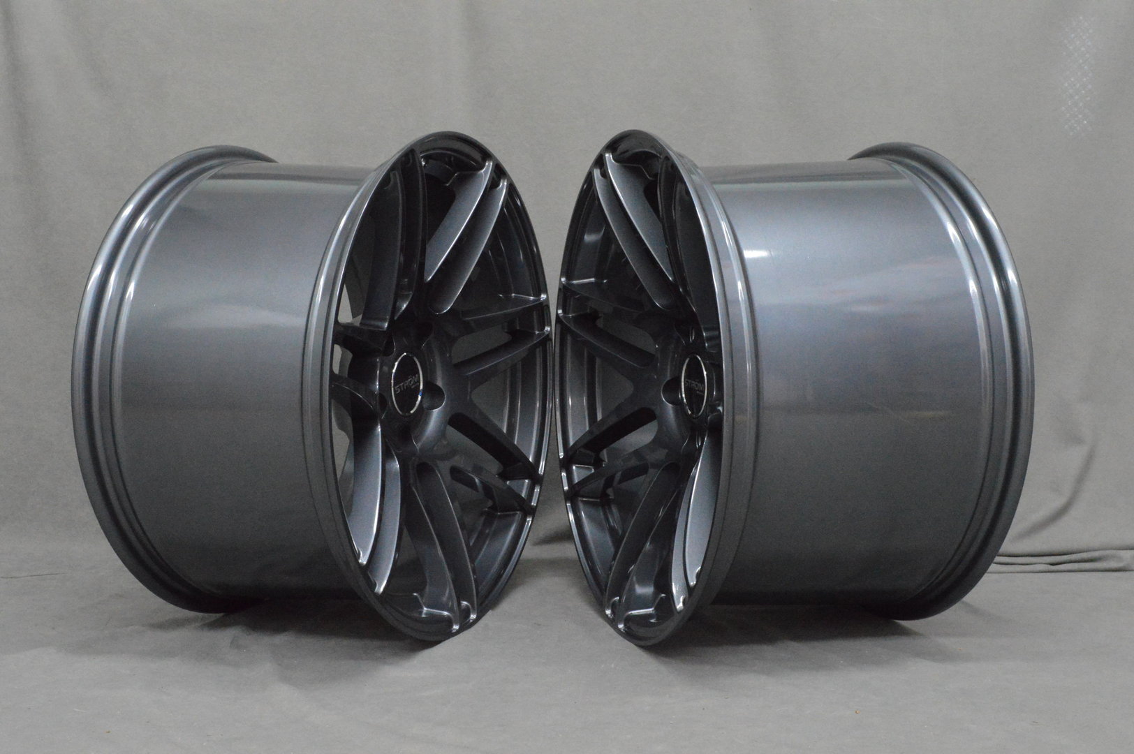 Strom STR3 19" 9J ET31 + 11J ET40 5x120 Gloss Gun Metal - obrazek 3