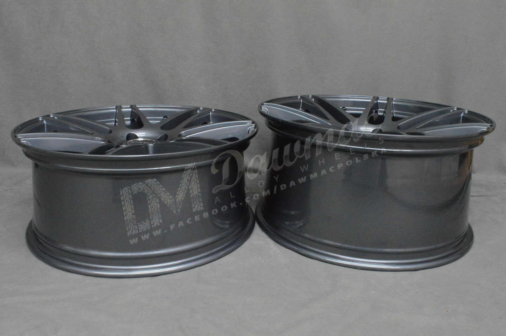 Strom STR3 20" 8,5J ET35 + 10J ET42 5x120 Gloss Gun Metal - obrazek 6