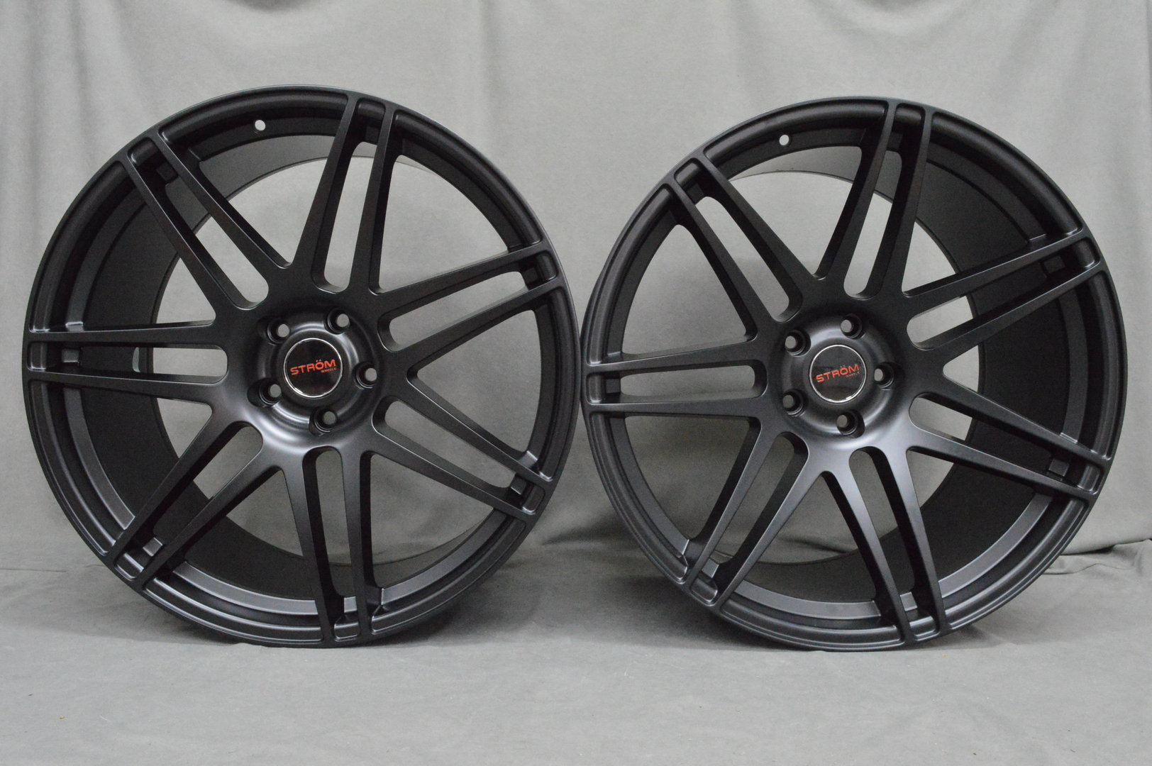 Strom STR3 20" 8,5J ET35 + 10J ET42 5x120 Satin Black - obrazek 2