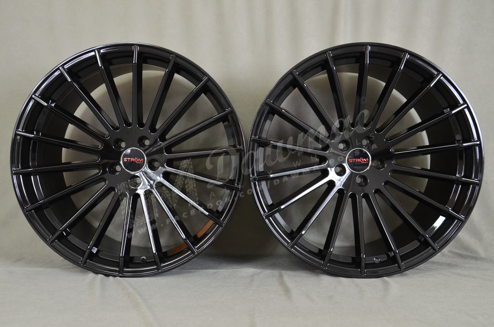 Strom STR4 22" 9J ET30 + 11,5J ET30 5x112 Gloss Black - obrazek 2