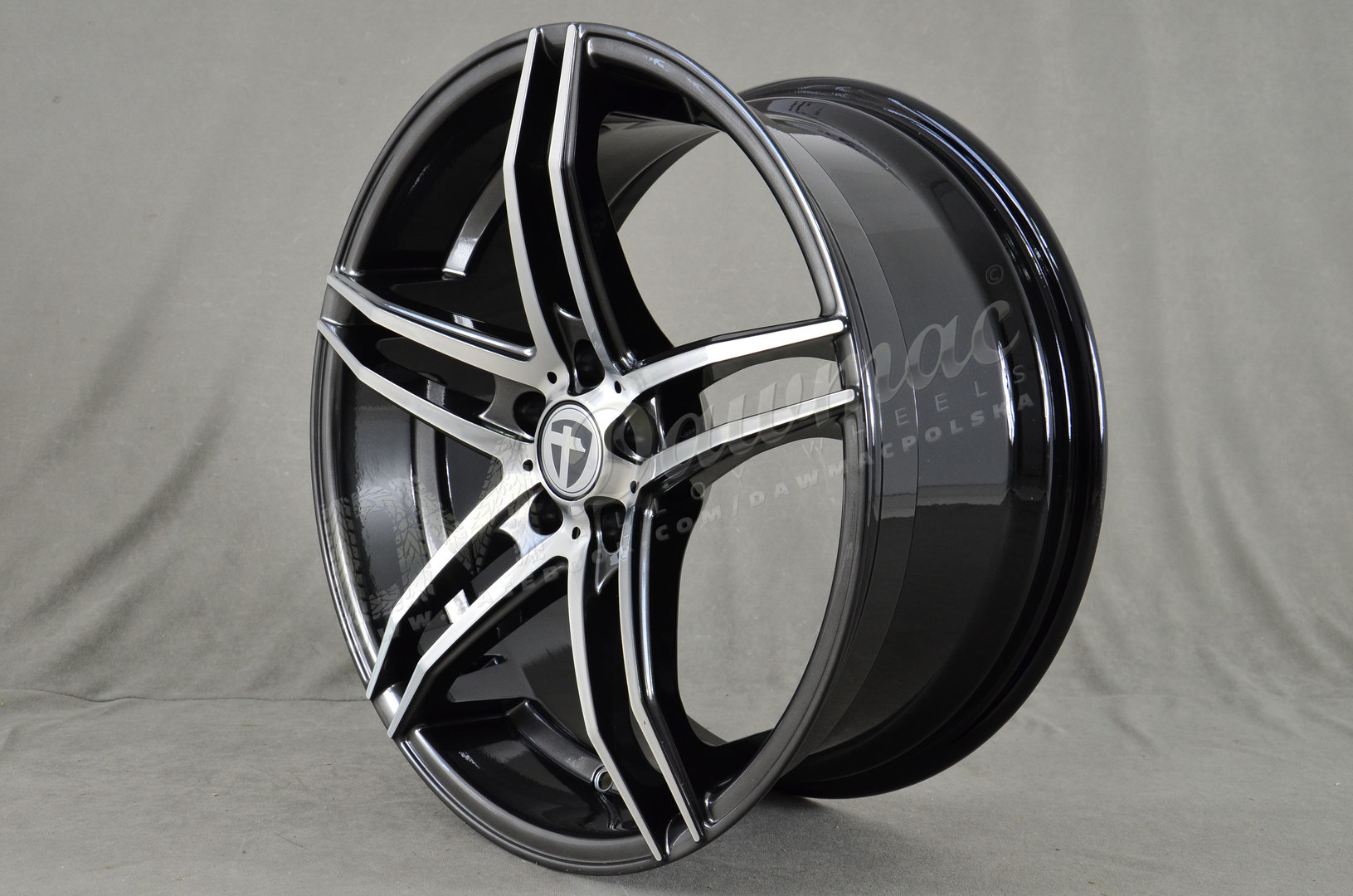 Tomason TN12 19" 8,5J ET40 5x114,3 Dark Hyperblack Polished - obrazek 3
