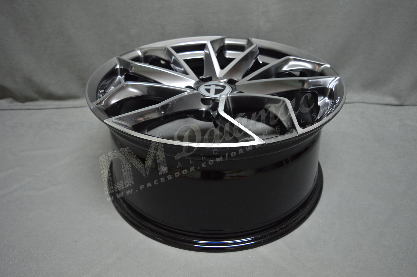 Tomason TN22 20" 8,5J ET40 5x114,3 Dark Hyperblack Polished - obrazek 7