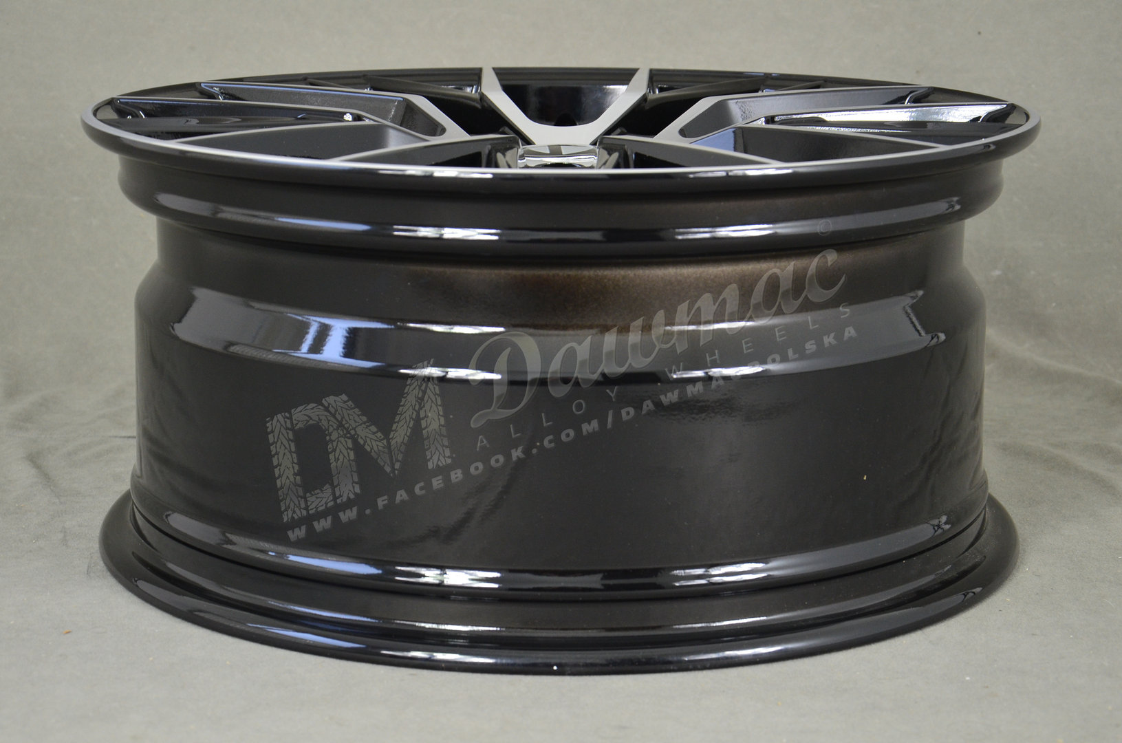 Tomason TN23 20" 8,5J ET30 5x120 Black Diamond Polished - obrazek 6