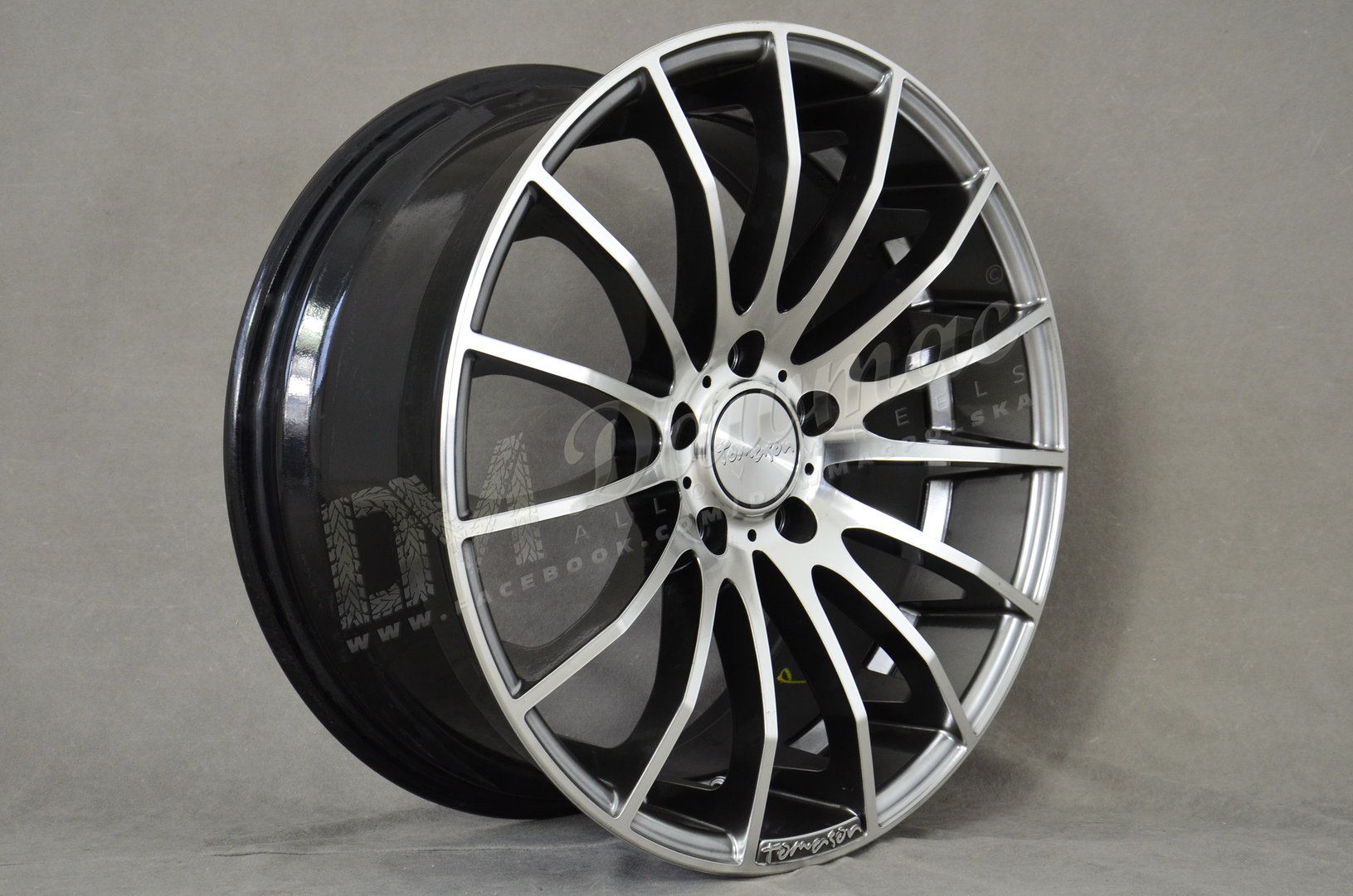 Tomason TN9 19" 8,5J ET35 5x120 Hyper Black Mirror Polished - obrazek 3