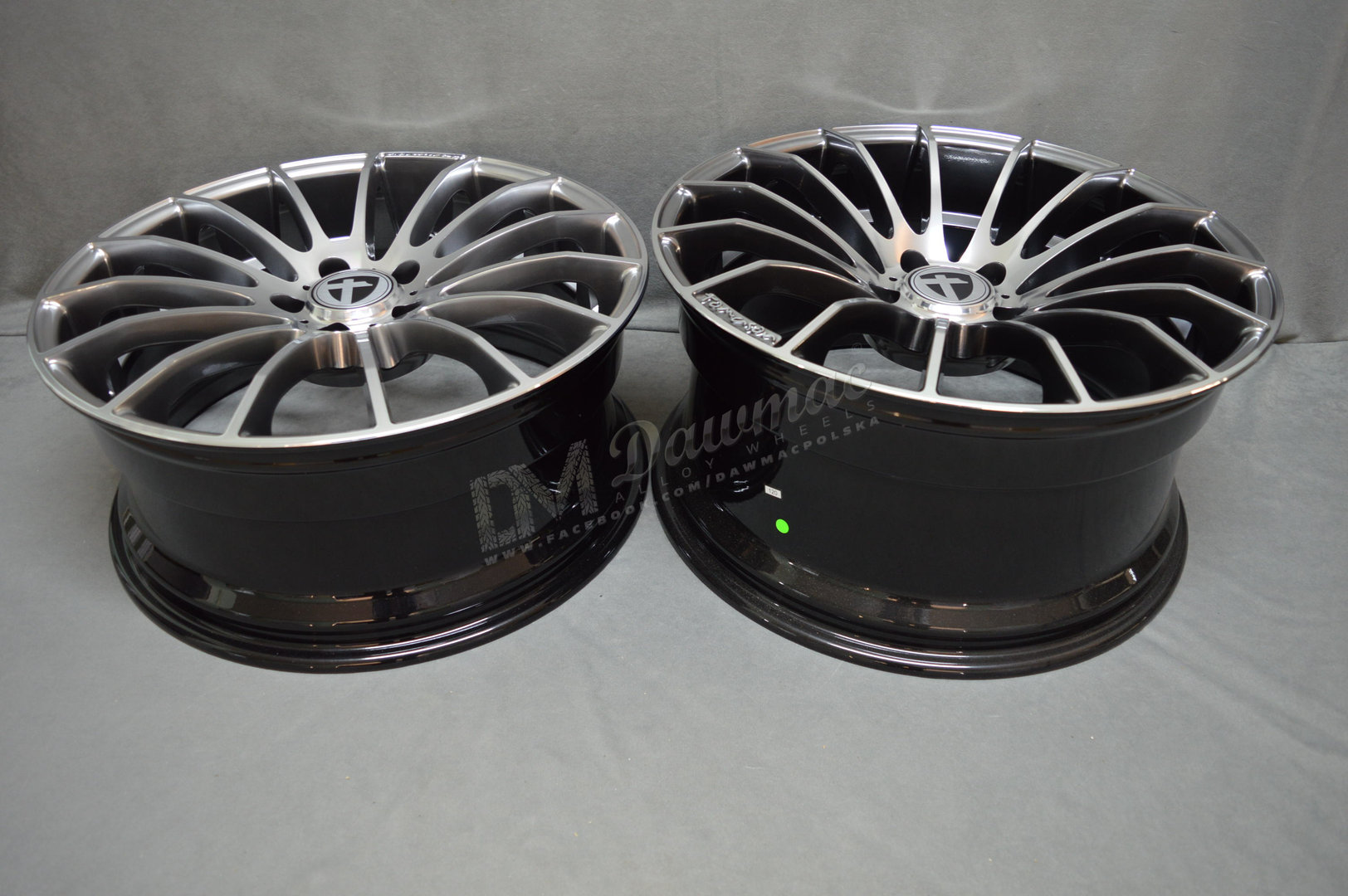 Tomason TN9 19" 8,5J ET45 5x112 Hyperblack Diamond Polished - obrazek 5