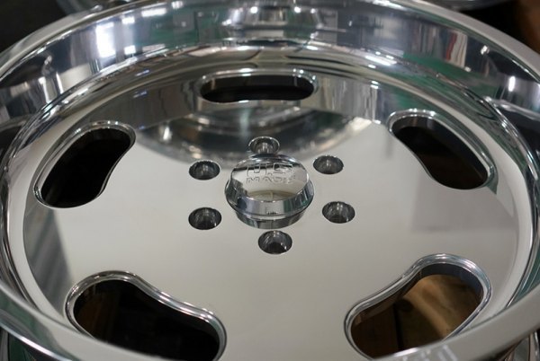 U.S. Mags Indy 15" 7J ET-5 + 8J ET-12 5x127 Polished - obrazek 5