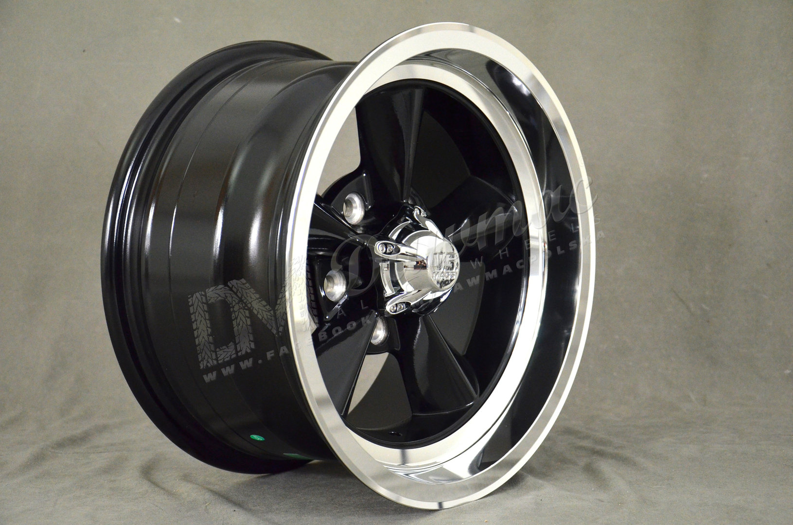 U.S. Mags Standard 17" 7J ET1 5x114,3 Gloss Black with Diamond Lip - obrazek 4