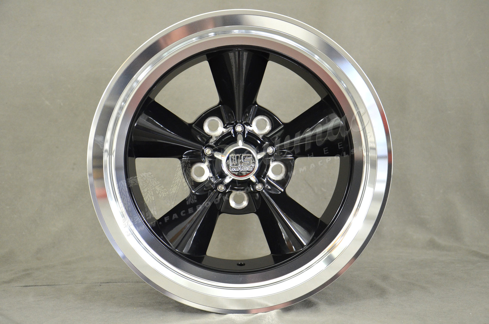 U.S. Mags Standard 18" 9J ET7 5x120,65 Gloss Black with Diamond Lip - obrazek 2
