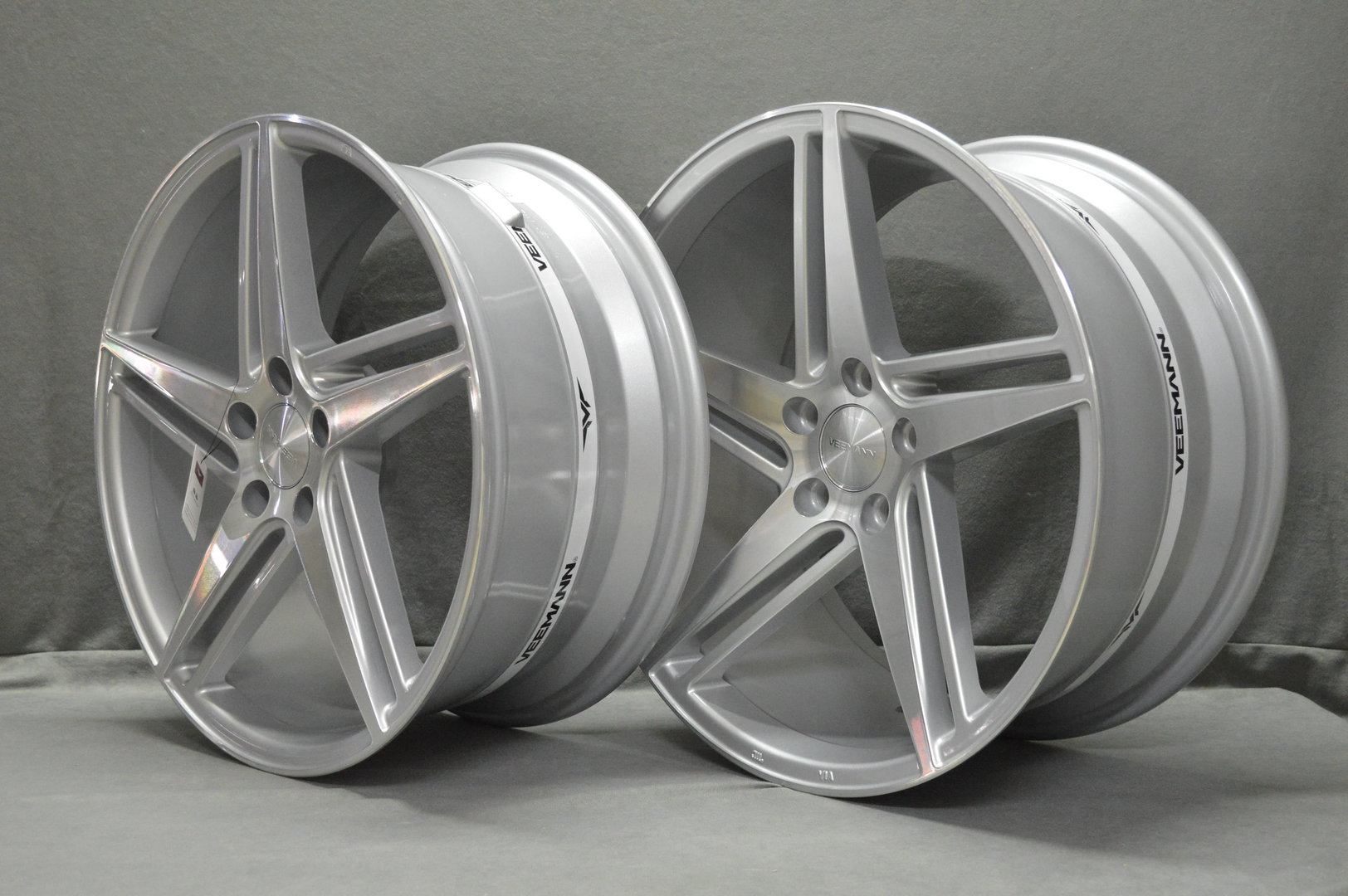 VEEMANN V-FS31 19" 8,5J ET42 + 9,5J ET42 5x112 Silver Machined - obrazek 5
