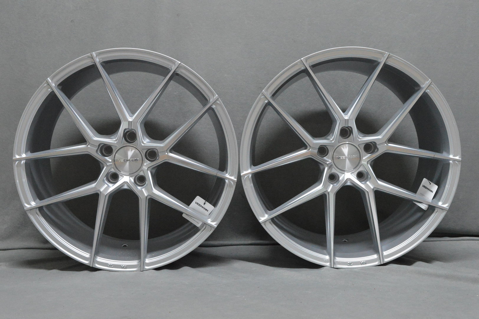 VEEMANN V-FS39 19" 8,5J ET35 + 9,5J ET42 5x120 Silver Machined - obrazek 2