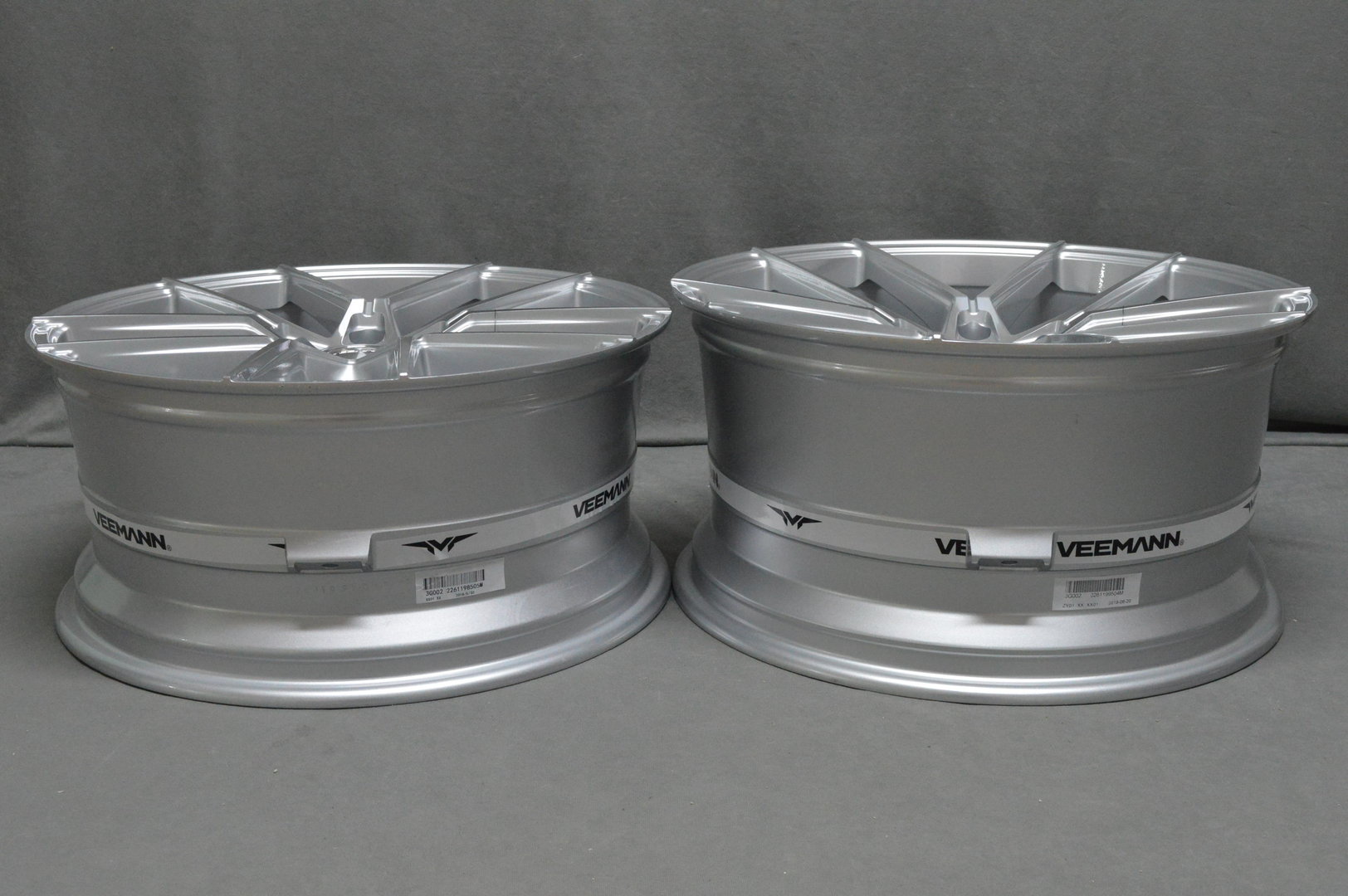 VEEMANN V-FS39 19" 8,5J ET35 + 9,5J ET42 5x120 Silver Machined - obrazek 7