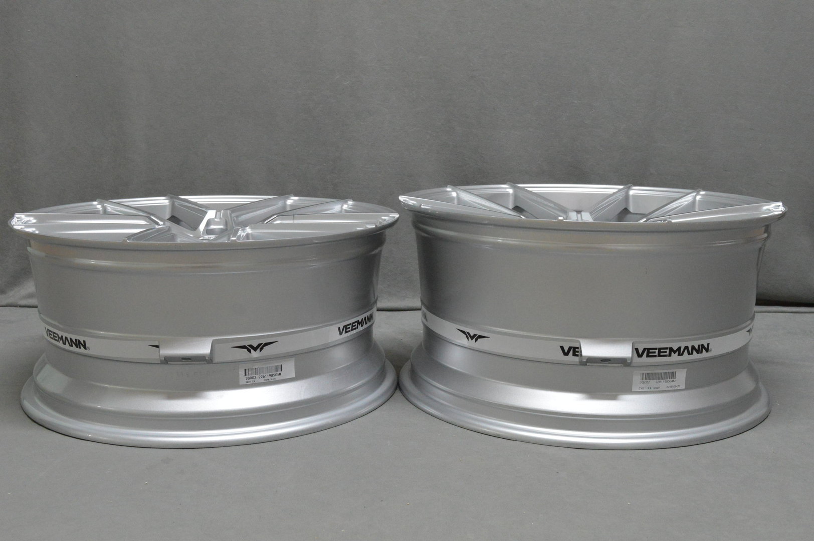 VEEMANN V-FS39 19" 8,5J ET35 + 9,5J ET42 5x120 Silver Machined - obrazek 8