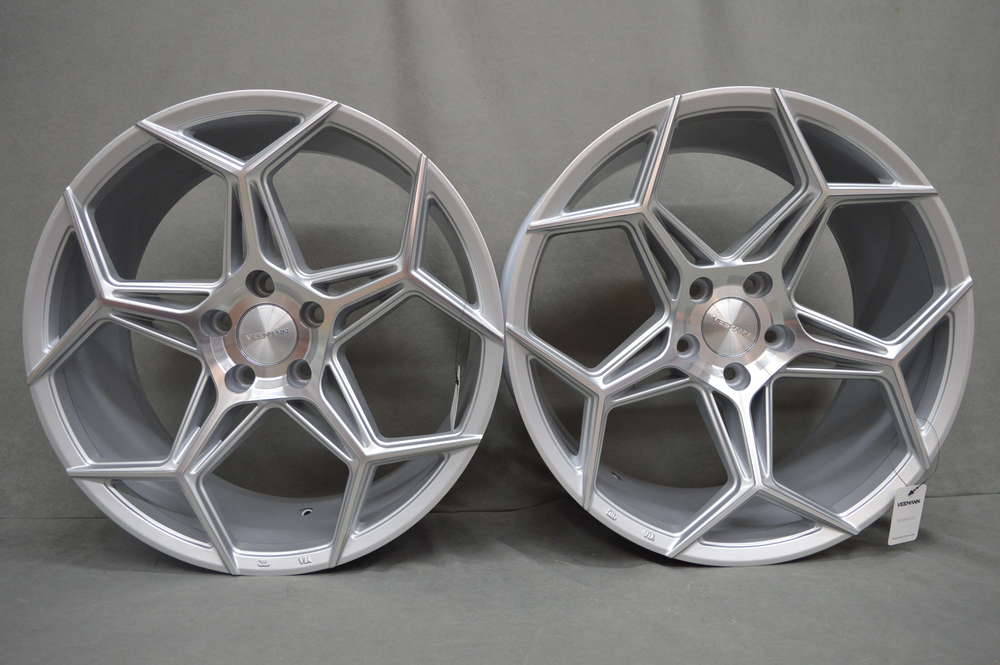 VEEMANN V-FS40 19" 8,5J ET42 + 9,5J ET42 5x112 Silver Machined