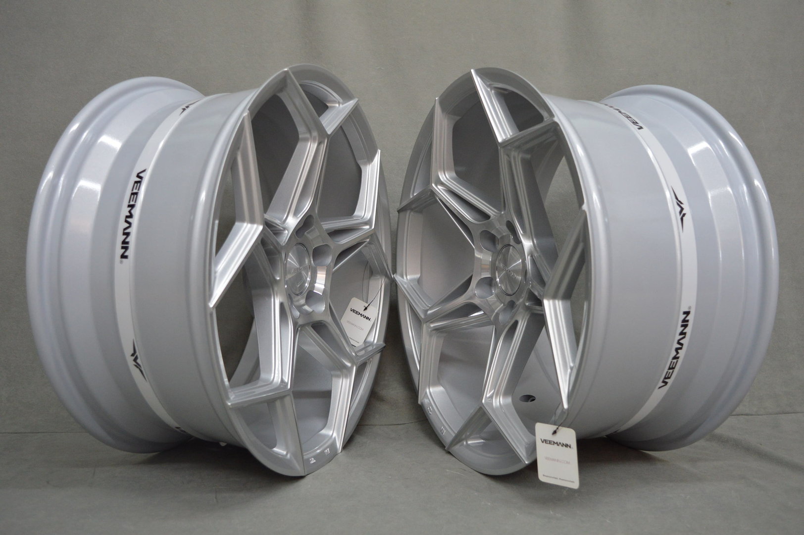 VEEMANN V-FS40 19" 8,5J ET42 + 9,5J ET42 5x112 Silver Machined - obrazek 3