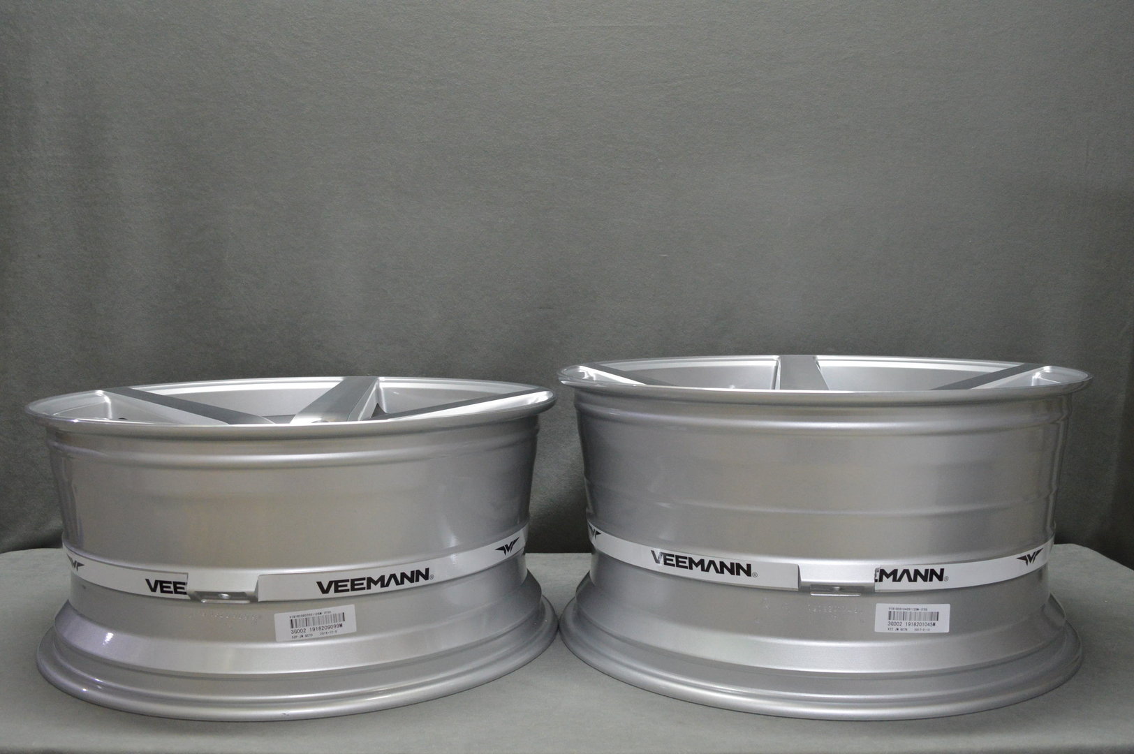 VEEMANN V-FS8 20" 9J ET35 + 10J ET38 5x120 Silver Machined - obrazek 10