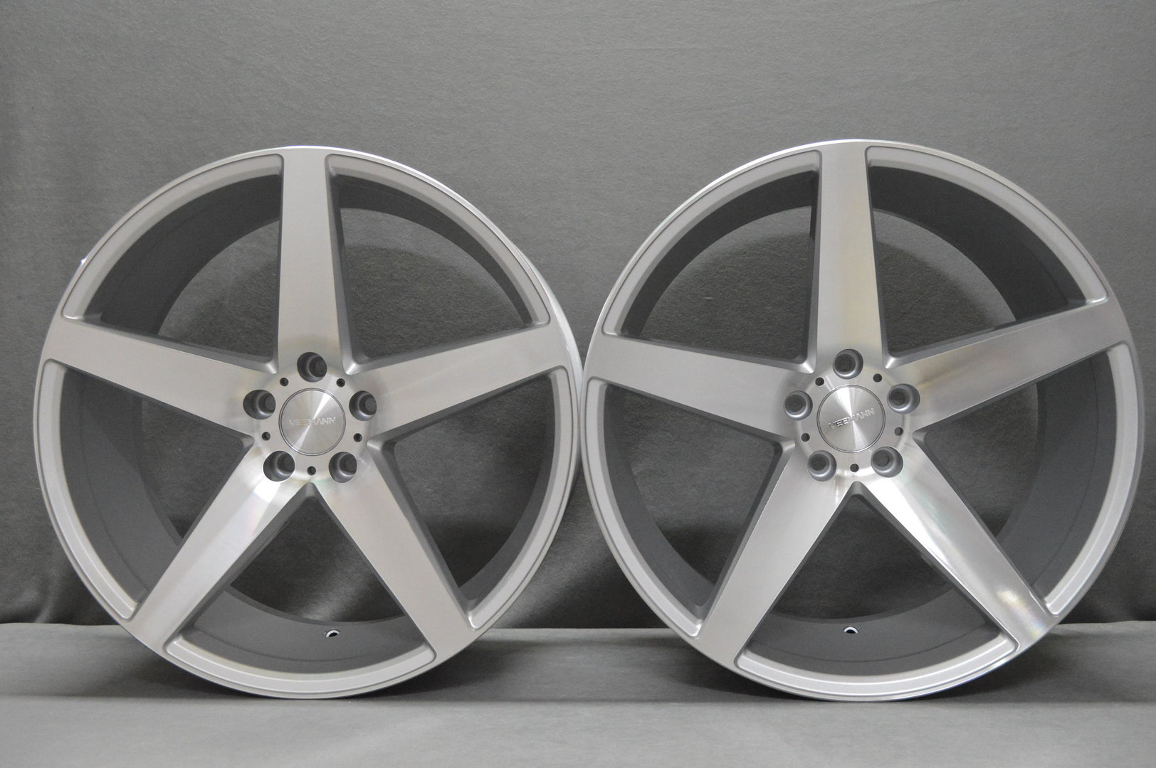 VEEMANN V-FS8 20" 9J ET35 + 10J ET38 5x120 Silver Machined - obrazek 2