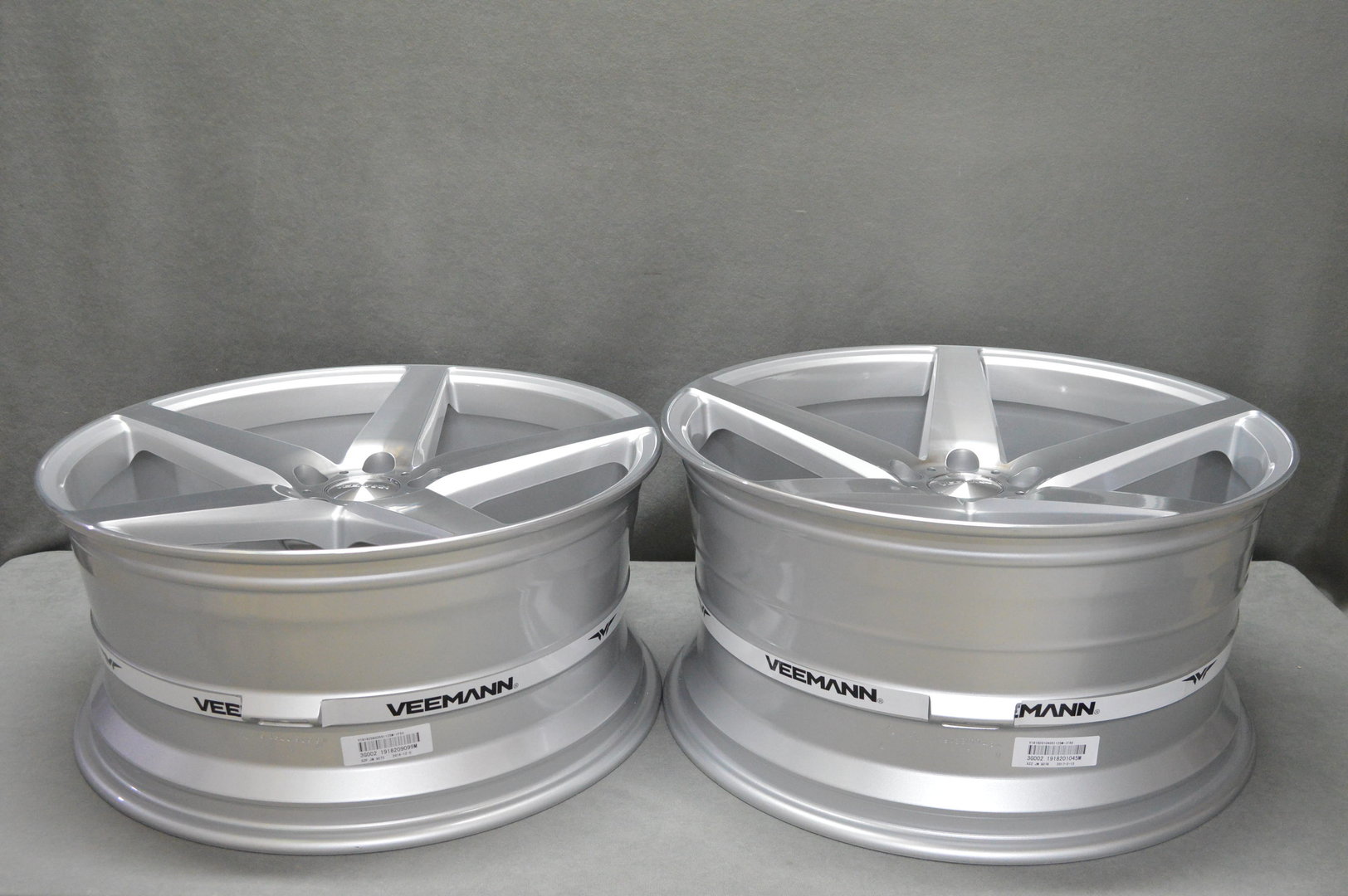 VEEMANN V-FS8 20" 9J ET35 + 10J ET38 5x120 Silver Machined - obrazek 8