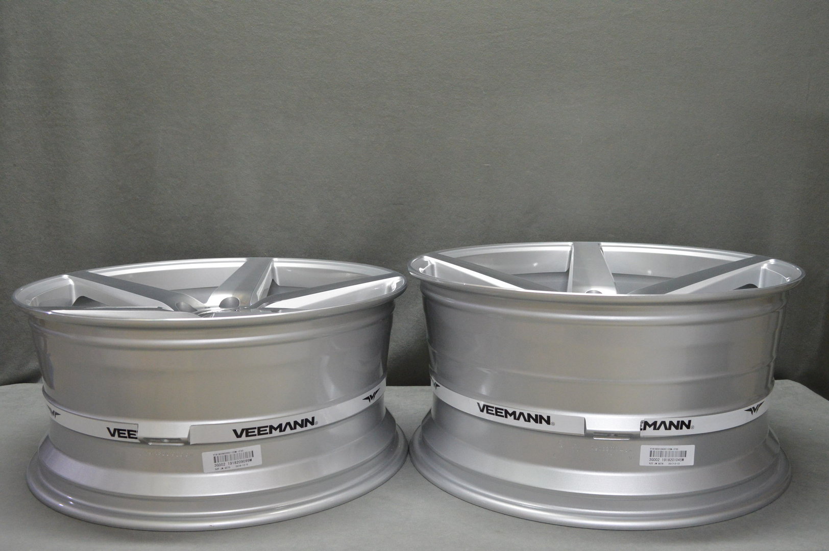 VEEMANN V-FS8 20" 9J ET35 + 10J ET38 5x120 Silver Machined - obrazek 9