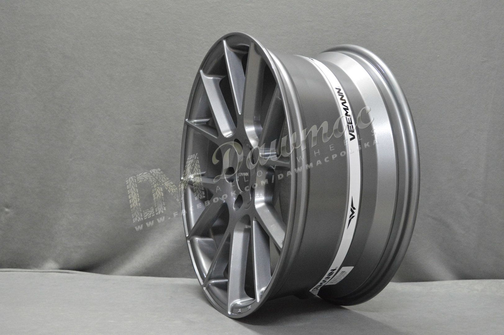Veemann V-FS23 18" 8J ET35 + 9J ET38 5x120 Gloss Graphite - obrazek 3