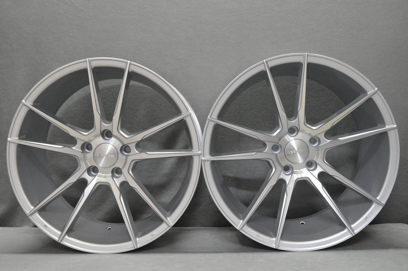 Veemann V-FS24 19" 8,5J ET42 + 9,5J ET40 5x112 Silver Machined - obrazek 2