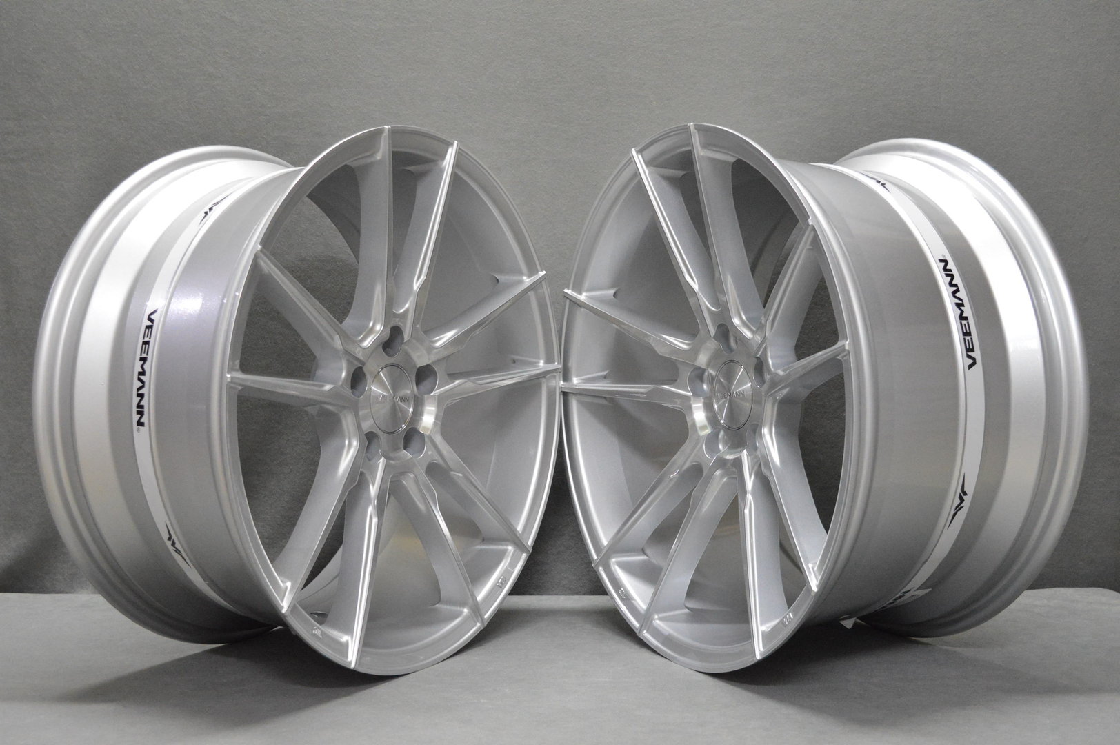 Veemann V-FS24 19" 8,5J ET42 + 9,5J ET40 5x112 Silver Machined - obrazek 3