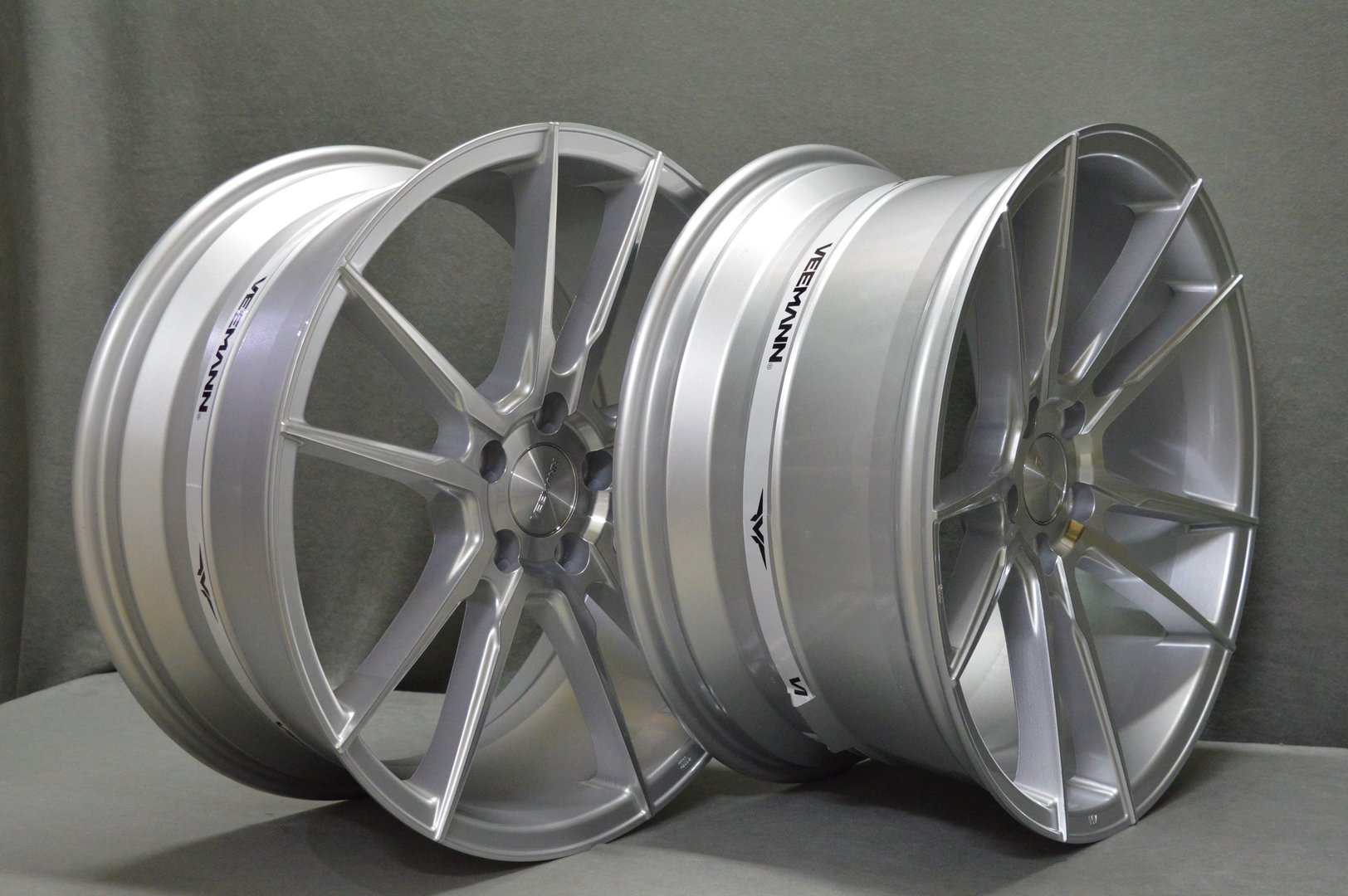 Veemann V-FS24 19" 8,5J ET42 + 9,5J ET40 5x112 Silver Machined - obrazek 5