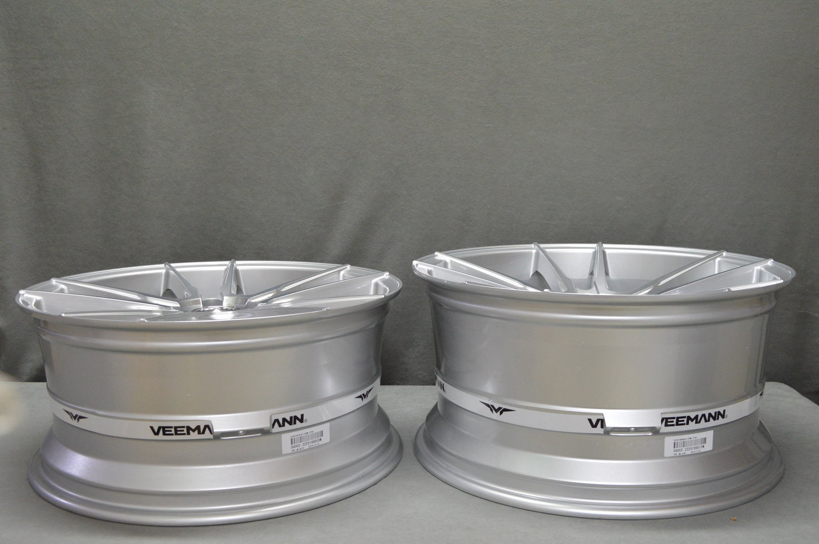 Veemann V-FS24 19" 8,5J ET42 + 9,5J ET40 5x112 Silver Machined - obrazek 8