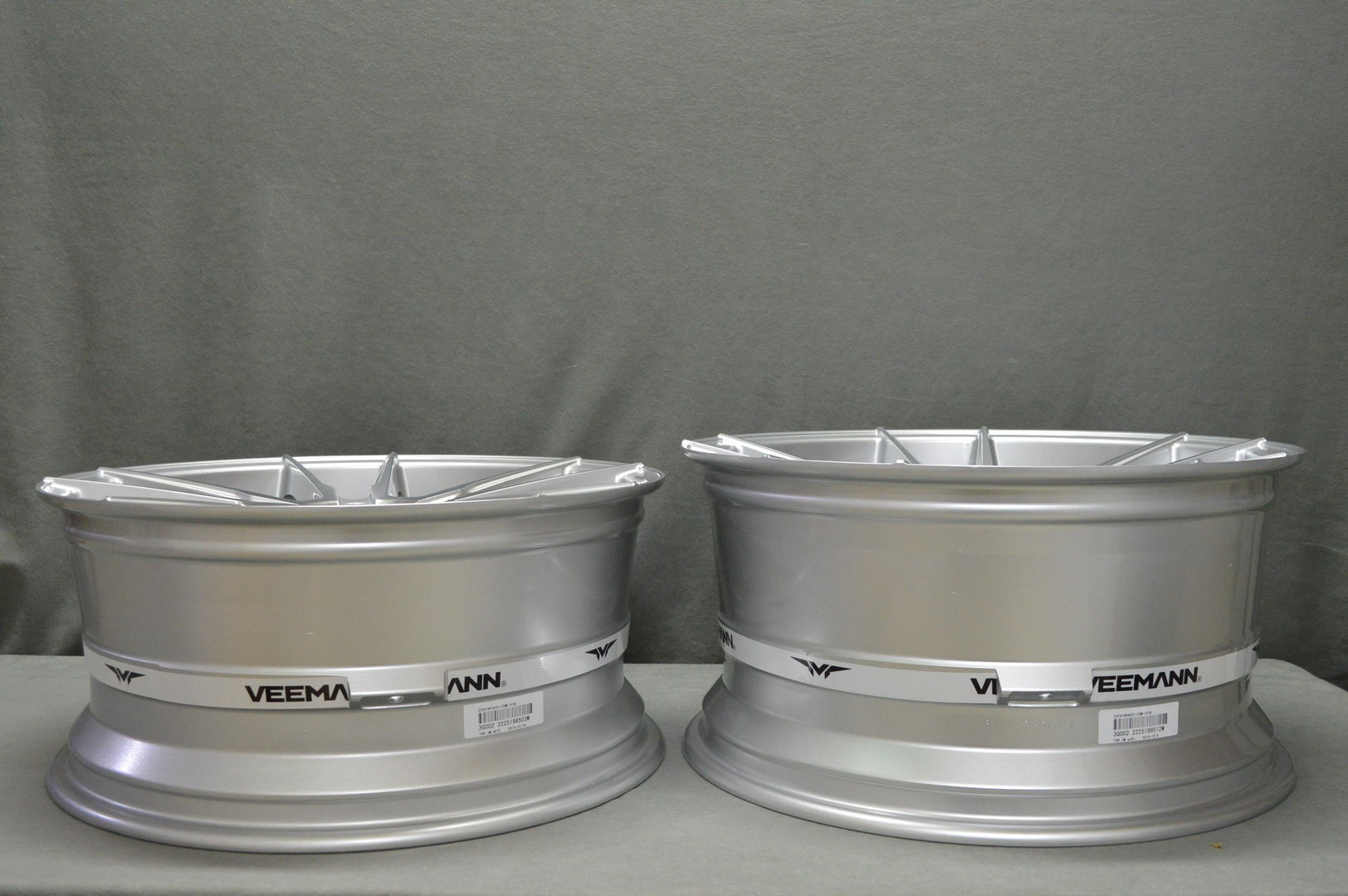 Veemann V-FS24 19" 8,5J ET42 + 9,5J ET40 5x112 Silver Machined - obrazek 9