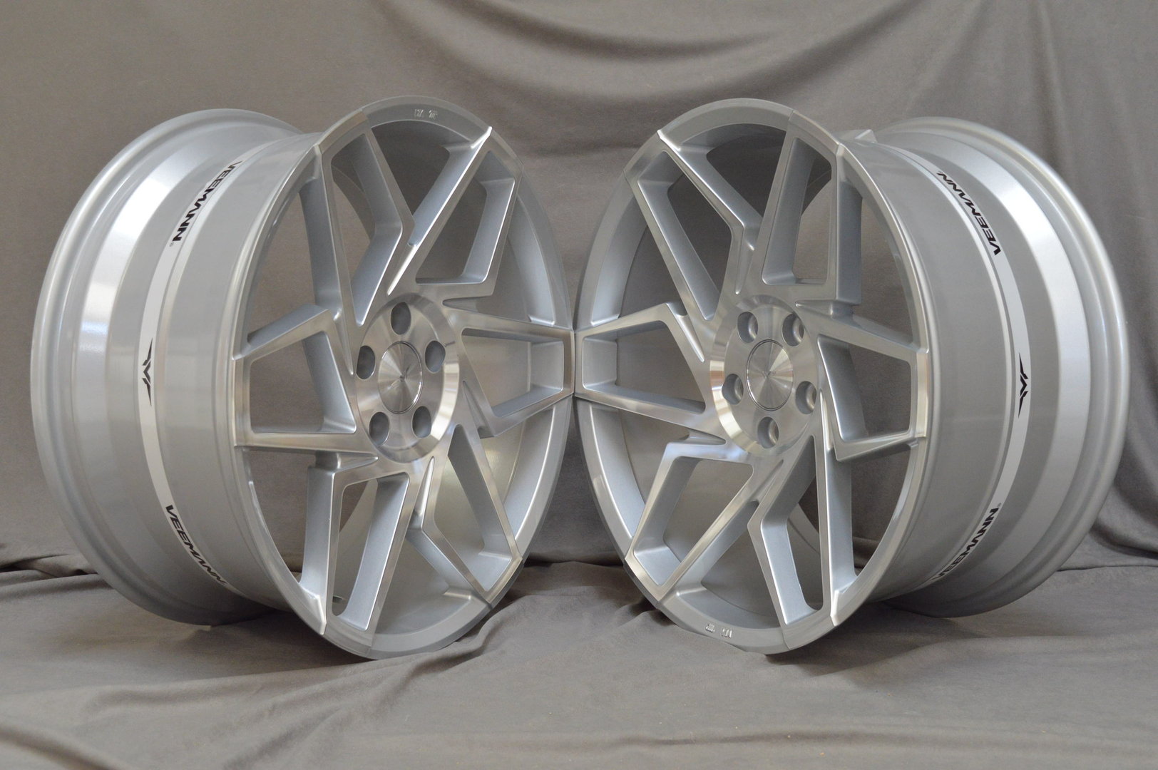 Veemann V-FS27R 19'' 8,5 ET42 + 9,5 ET42 5x112 Silver Machined - obrazek 3