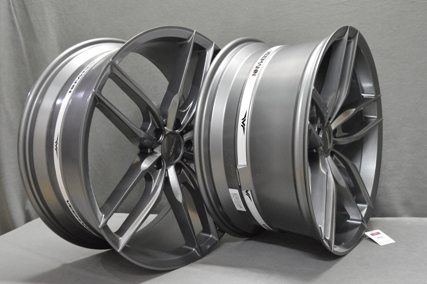 Veemann V-FS28 20" 8,5J ET35 + 10J ET42 5x112 Gloss Graphite - obrazek 5