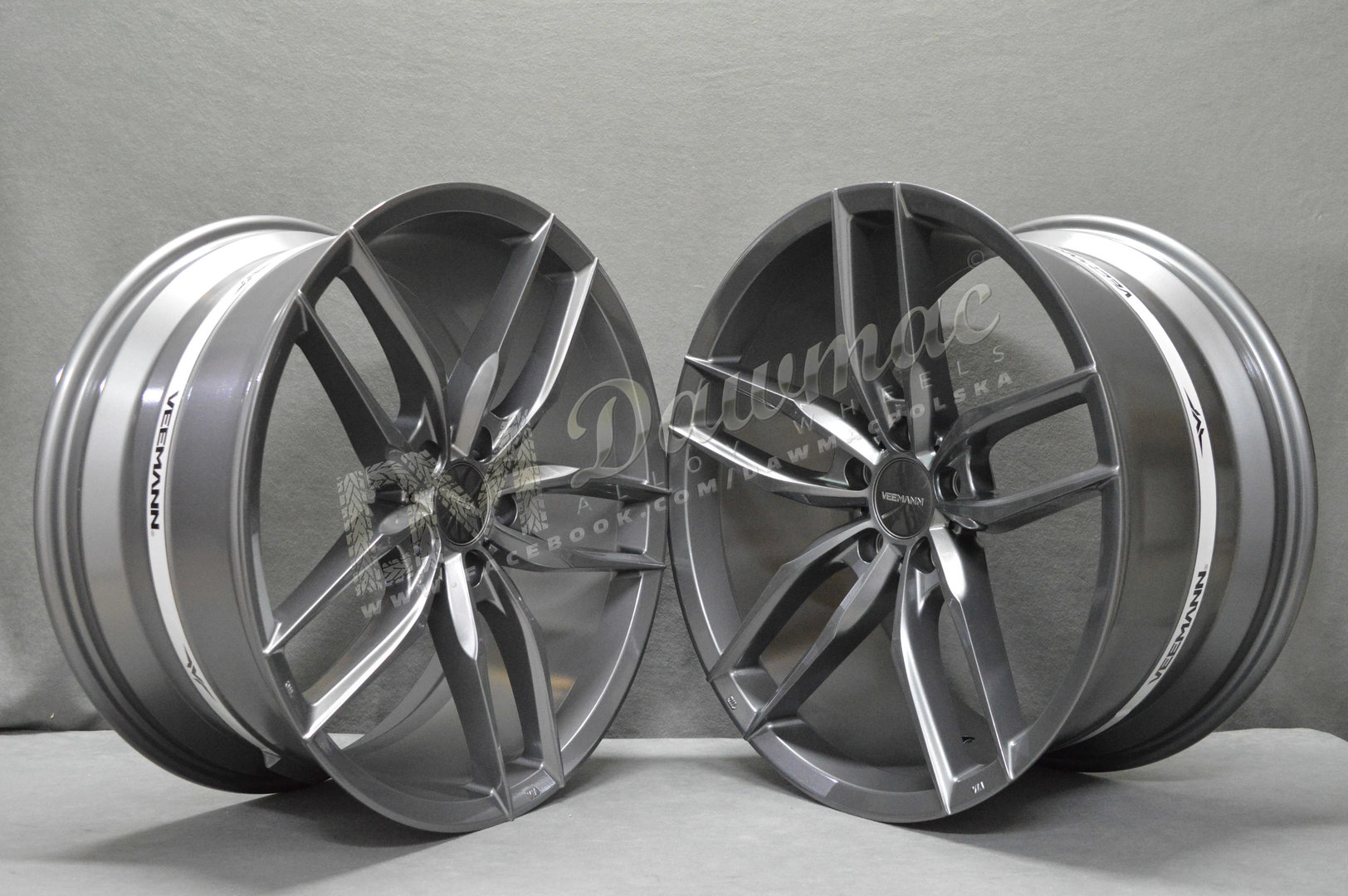 Veemann V-FS28 22" 9,5J ET30 + 10,5J ET45 5x120 Gloss Graphite - obrazek 3