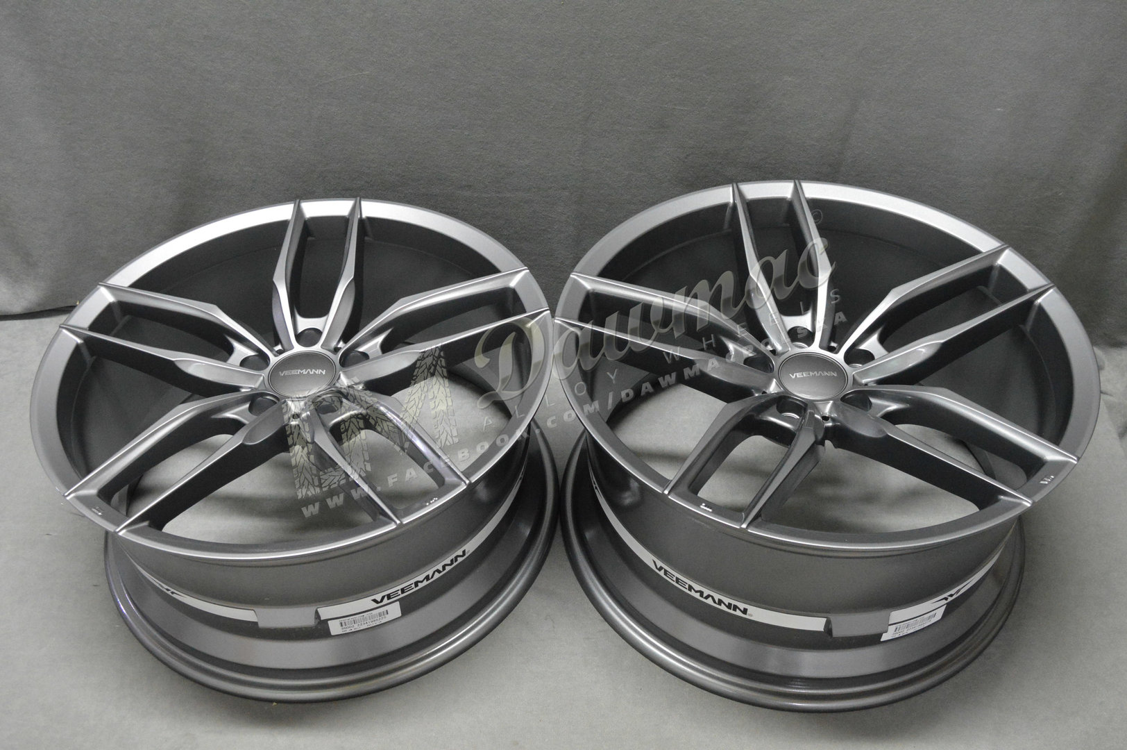 Veemann V-FS28 22" 9,5J ET30 + 10,5J ET45 5x120 Gloss Graphite - obrazek 6