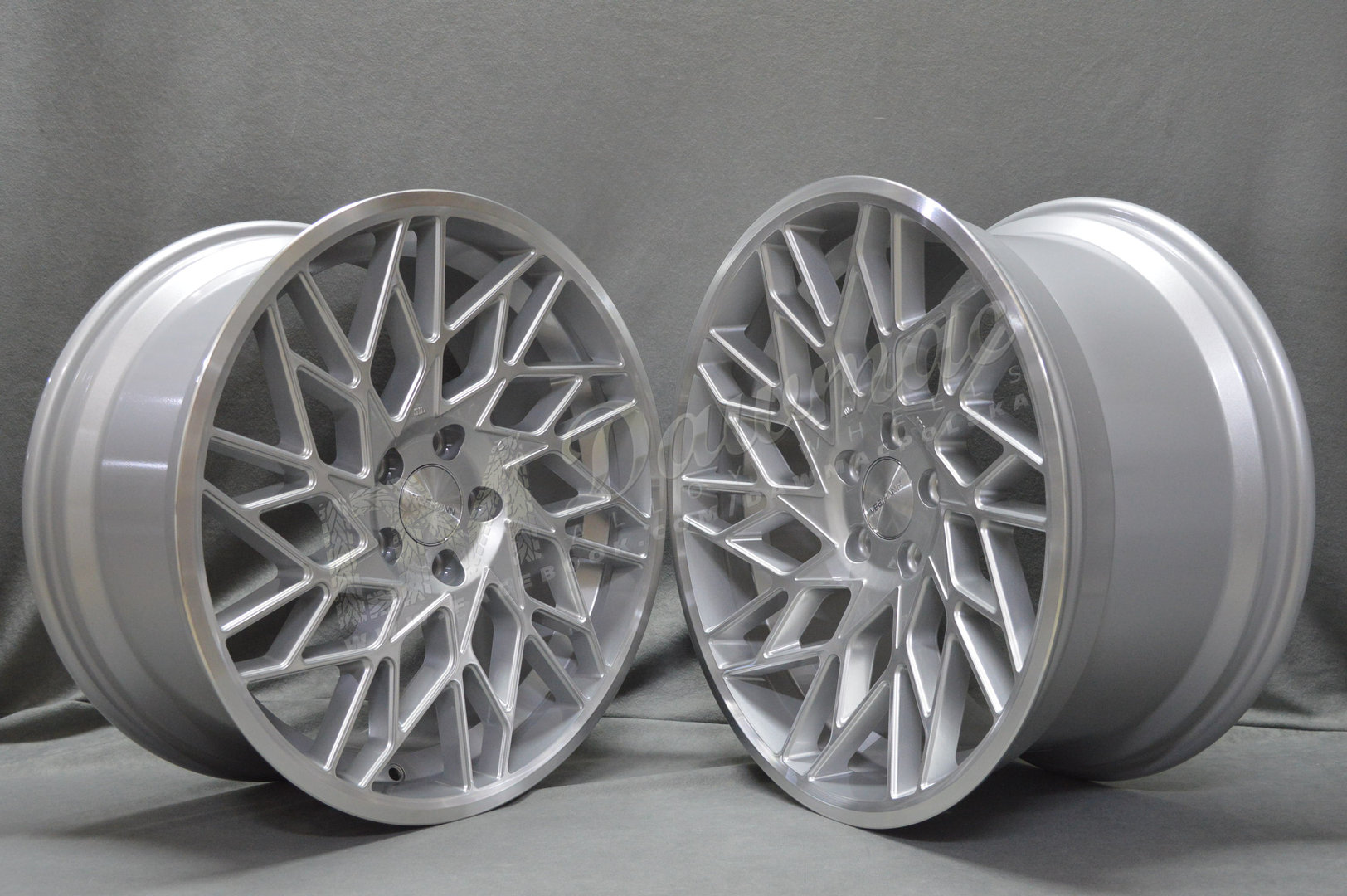 Veemann V-FS29R 19" 8,5J ET35 + 9,5J ET35 5x120 Silver Machined Face - obrazek 3