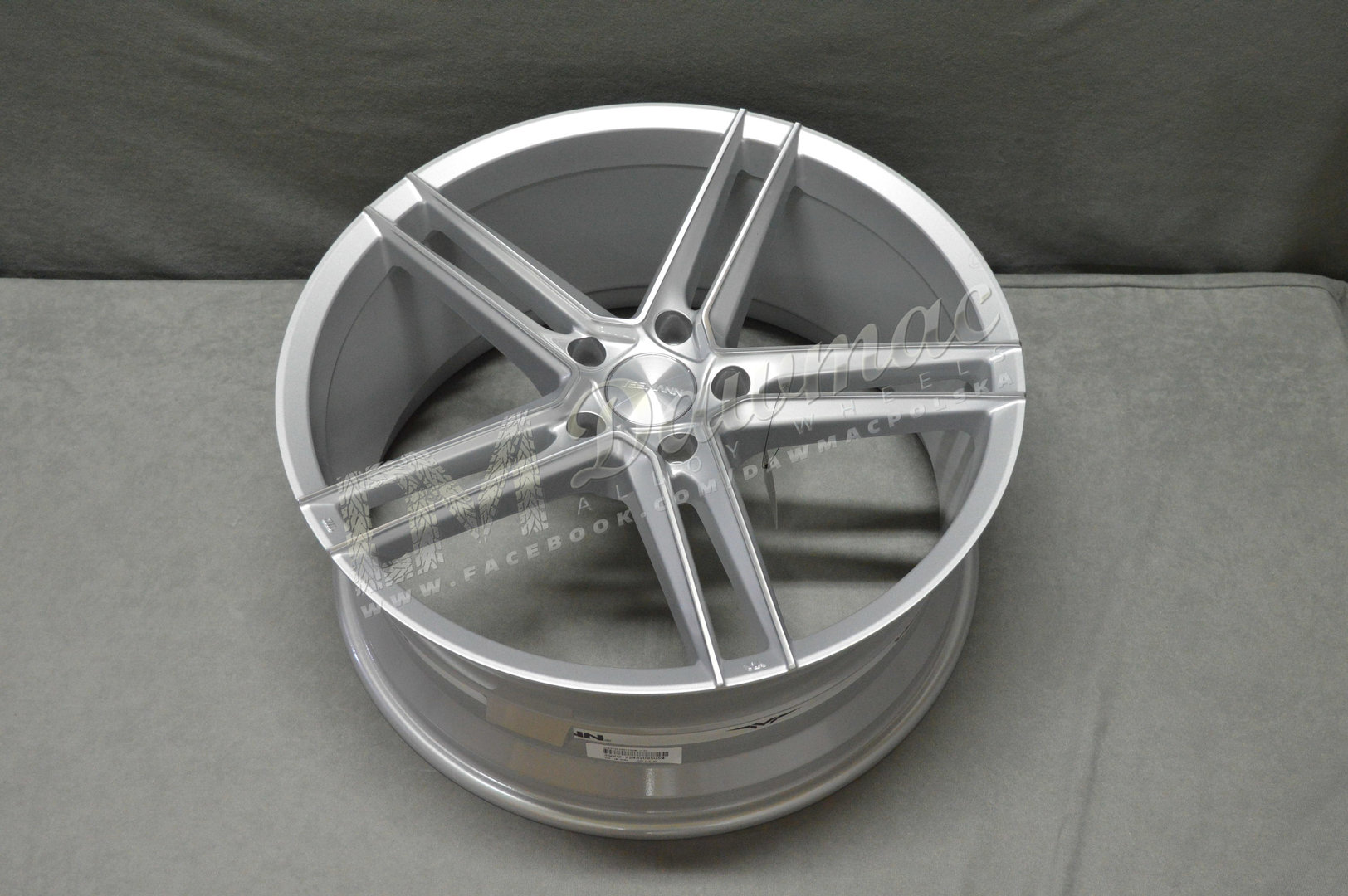 Veemann V-FS33 19" 8,5J ET35 + 9,5J ET43 5x120 Silver Machined - obrazek 5