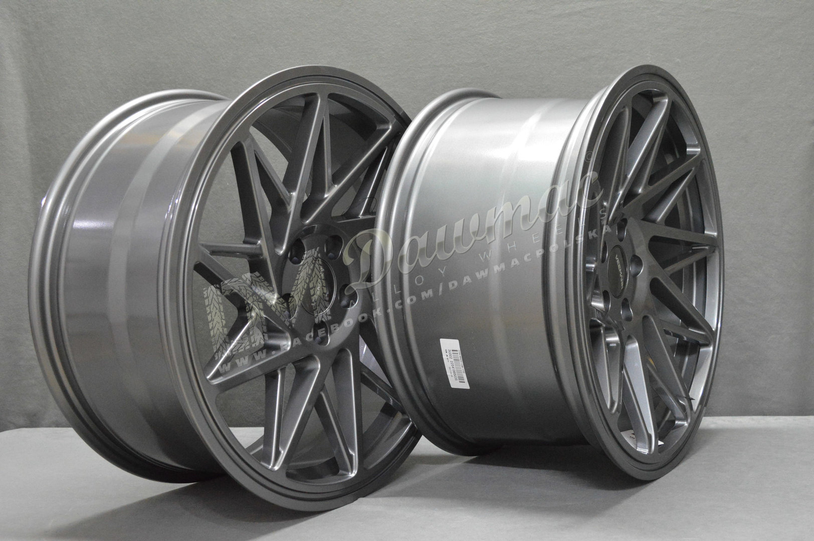 Veemann V-FS35 19" 8,5J ET42 + 9,5J ET42 5x112 Gloss Graphite - obrazek 5