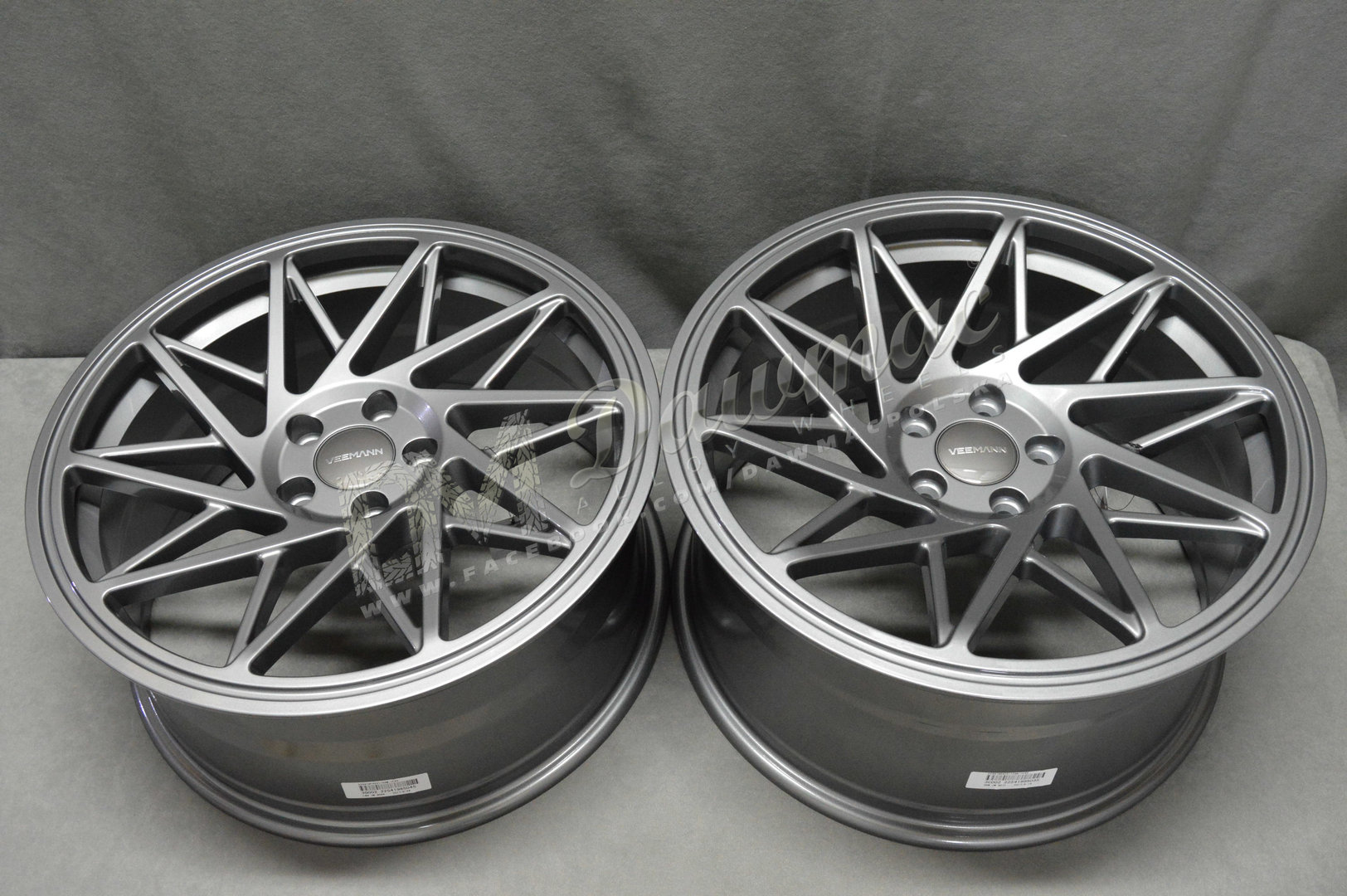 Veemann V-FS35 20" 8,5J ET38 + 10J ET25 5x112 Gloss Graphite - obrazek 6