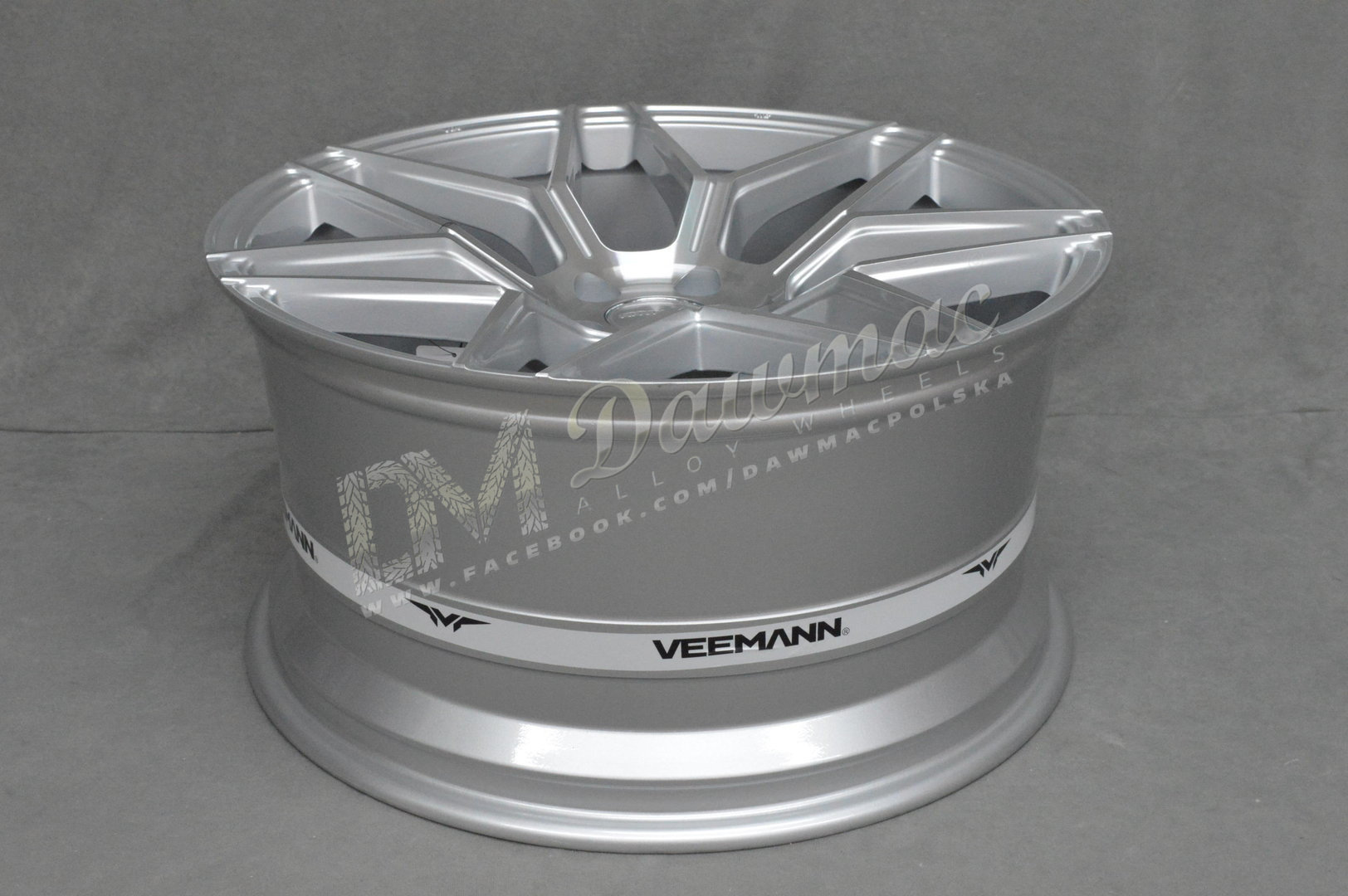 Veemann V-FS38 18" 8J ET42 + 9J ET42 5x112 Silver Machined - obrazek 6
