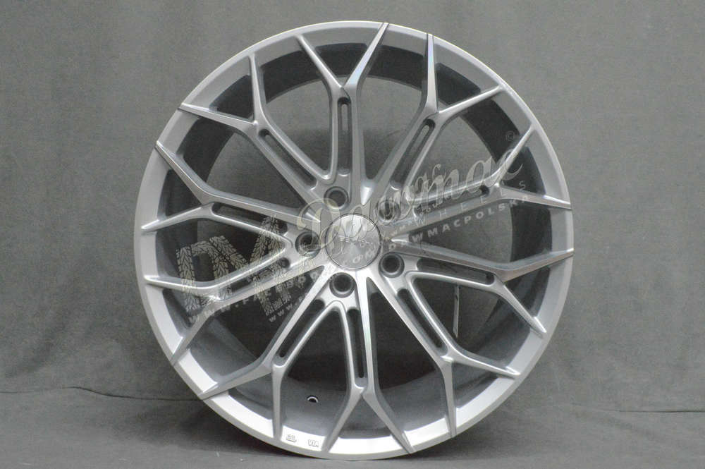 Veemann V-FS41 19" 8,5J ET42 + 9,5J ET42 5x112 Silver Machined