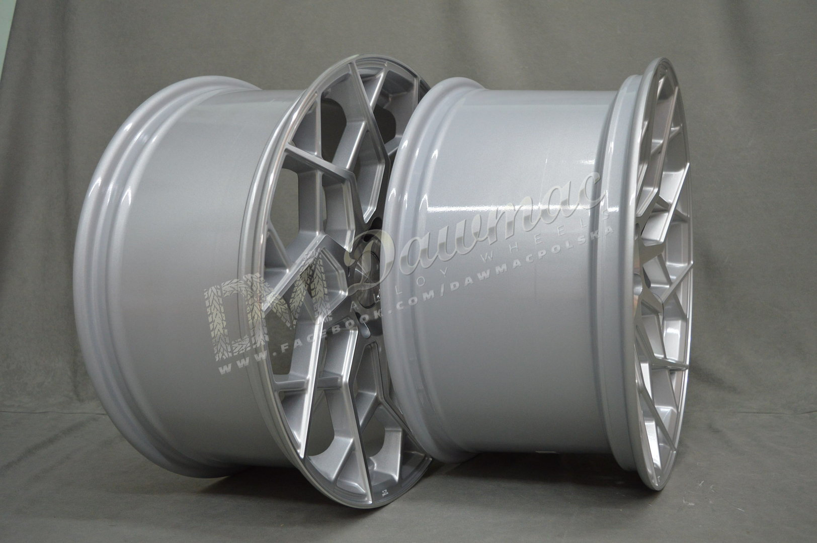 Veemann V-FS42 19" 8,5J ET42 + 9,5J ET42 5x112 Silver Machined - obrazek 4