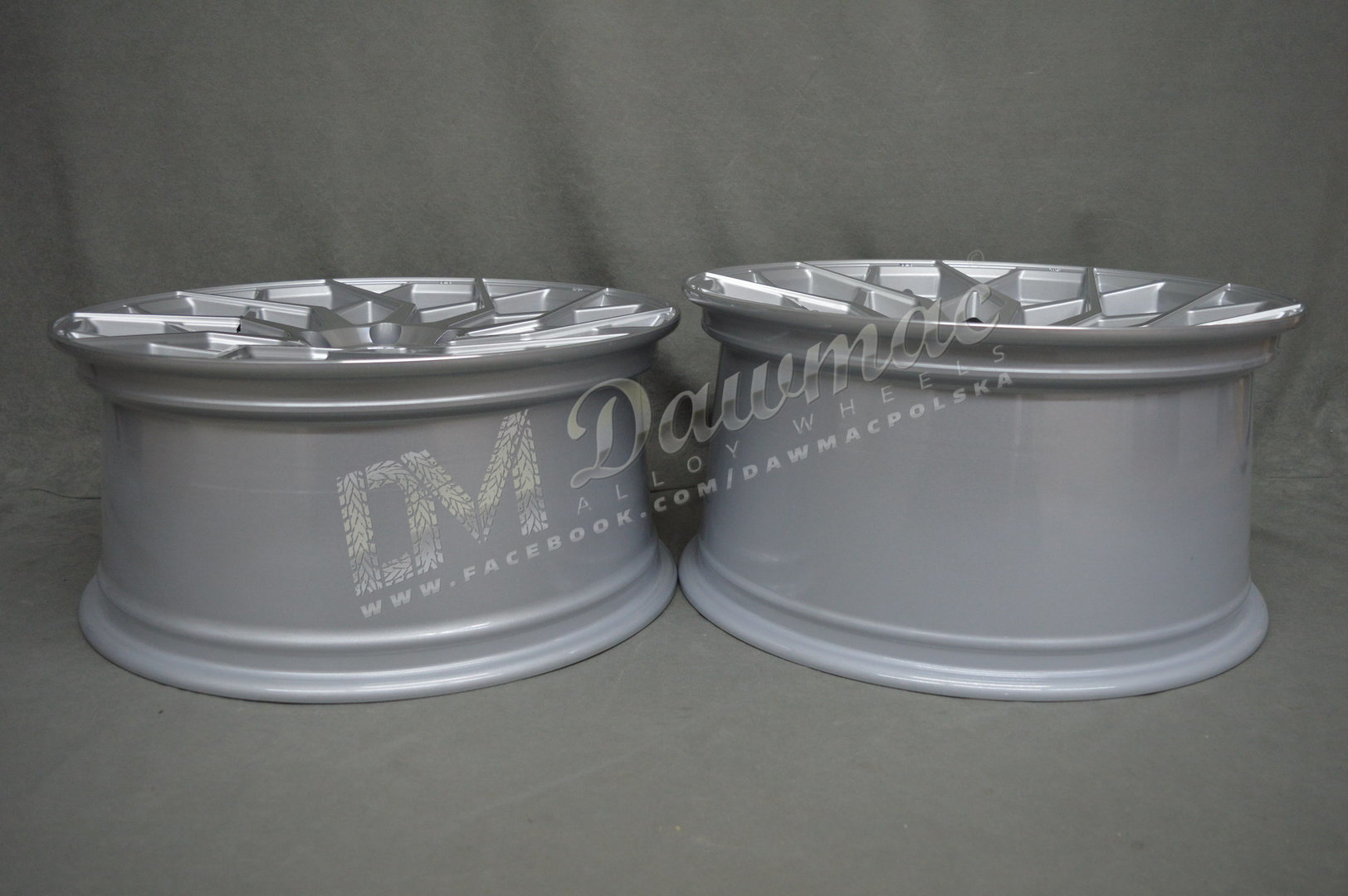 Veemann V-FS42 19" 8,5J ET42 + 9,5J ET42 5x112 Silver Machined - obrazek 7