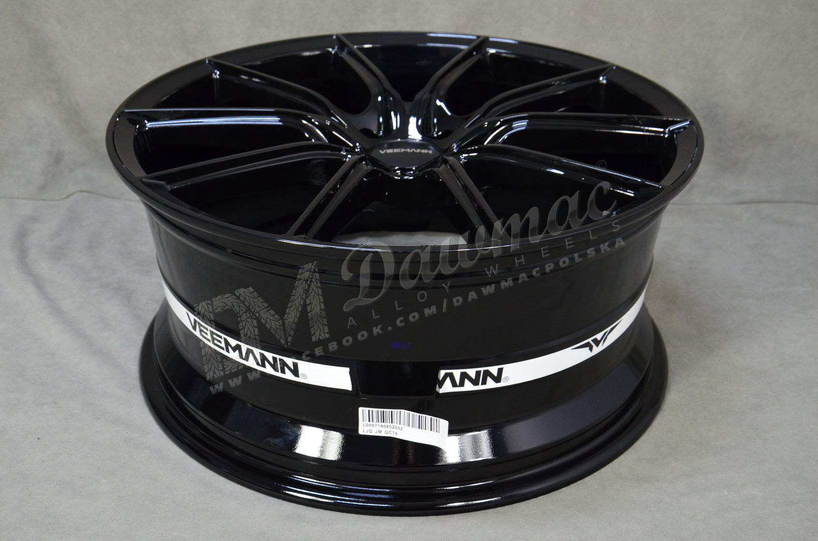 Veemann V-FS48 19" 8,5J ET42 5x112 Gloss Black - obrazek 6