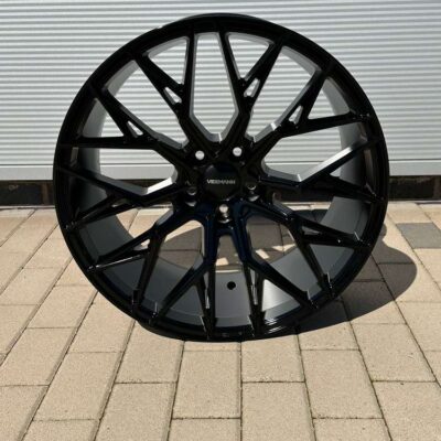 Veemann V-FS51 22" 9,5J ET26 5x112 Gloss Black