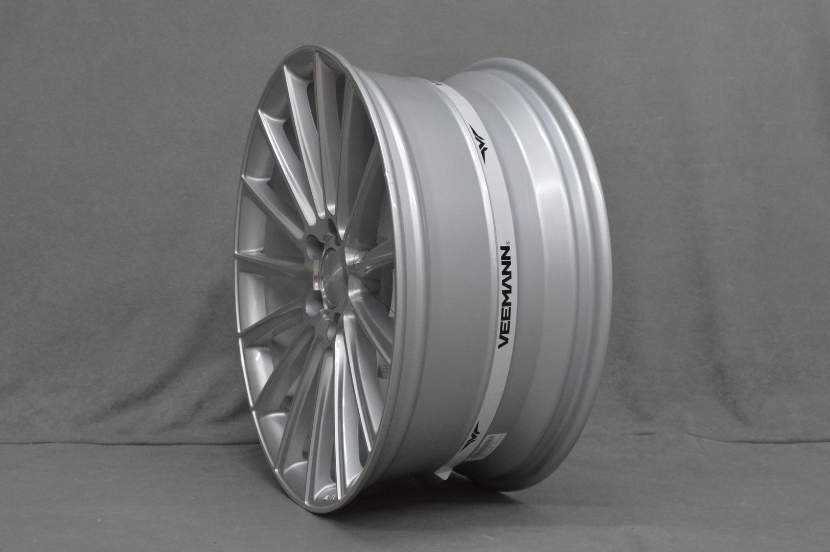 Veemann V-FS55 19" 8,5J ET42 + 9,5J ET42 5x112 Silver Machined - obrazek 3