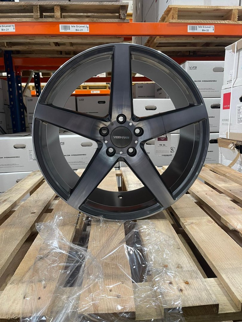 Veemann V-FS8 20" 9J ET38 + 10J ET42 5x112 Graphite Smoke Machined - obrazek 5