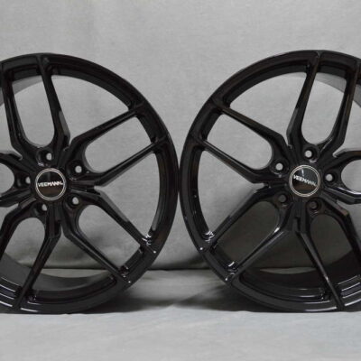 Veemann VC03 20" 10J ET45 + 10,5J ET30 5x112 Gloss Black