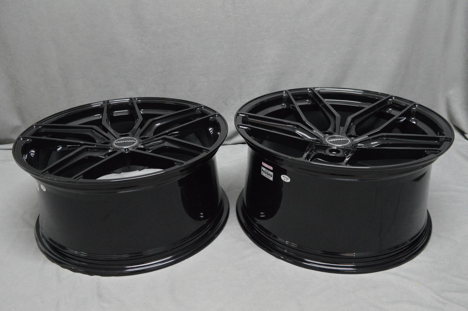Veemann VC03 20" 10J ET45 + 10,5J ET30 5x112 Gloss Black - obrazek 7