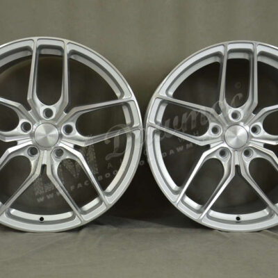 Veemann VC03 20" 9J ET32 + 10,5J ET30 5x112 Quartz Silver Machined
