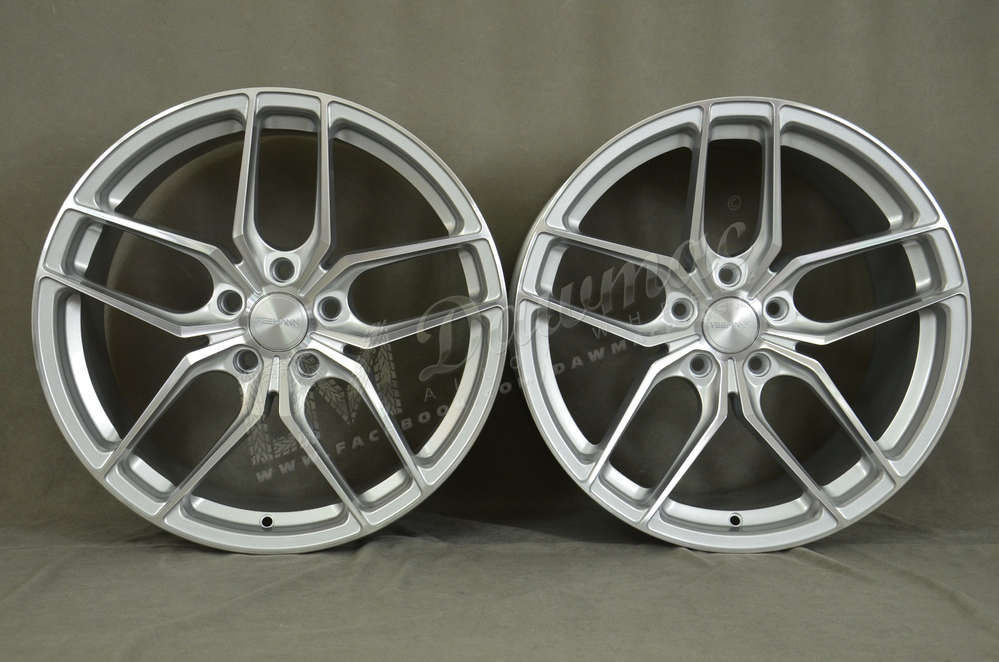 Veemann VC03 20" 9J ET32 + 10,5J ET30 5x112 Quartz Silver Machined