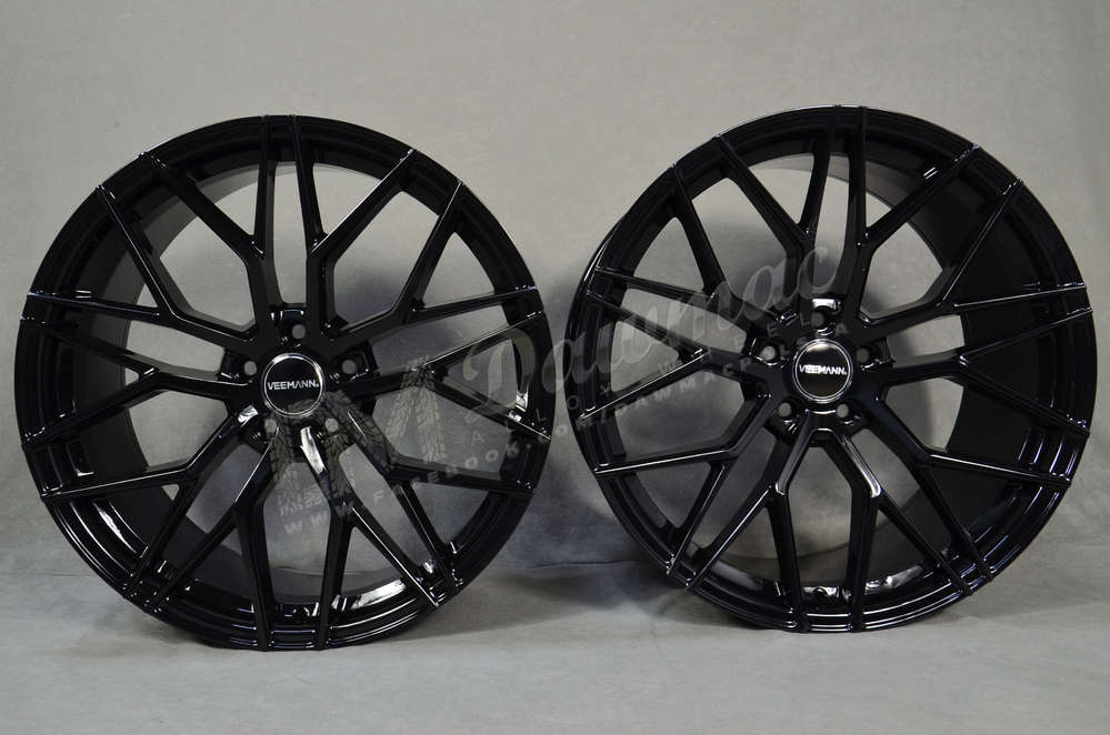 Veemann VC520 20" 8,5J ET45 + 10J ET45 5x112 Gloss Black