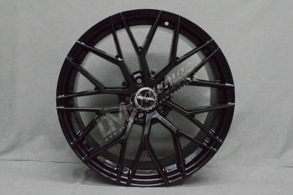 Veemann VC520 20" 9J ET32 + 10J ET45 5x112 Gloss Black